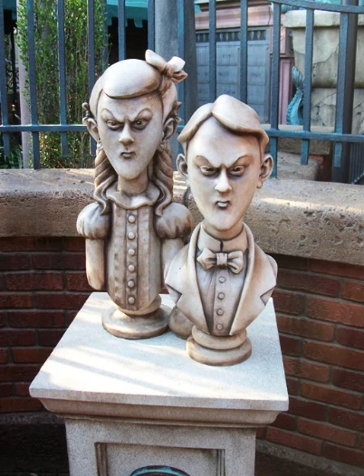 Bust of Wellington & Forsythia Dread from Walt Disney World Haunted Mansion